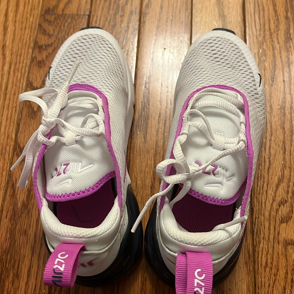 Girls Nike Air 270 - Size 3